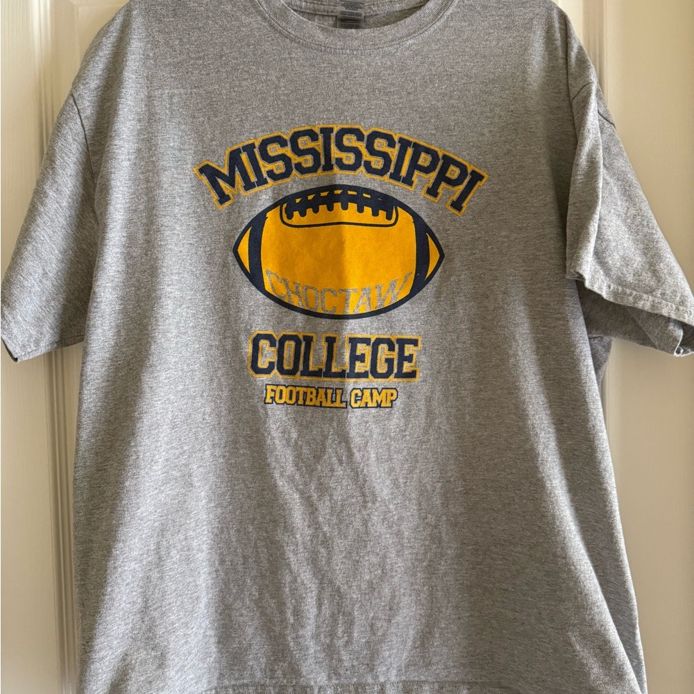 Gildan Gray T‑Shirt with Yellow and Navy Mississippi College Football Graphic